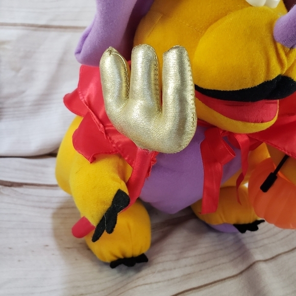 International Silver Halloween Dinosaur Plush Stuffed Animal Devil Costume 11" - Picture 4 of 11